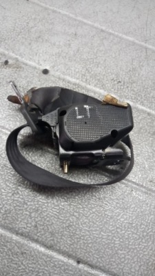 Pas левый задняя volvo v40 01r kombi 1.9dci фото №1