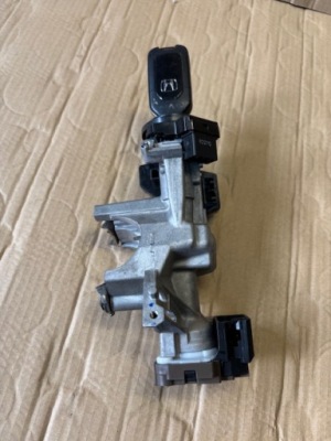 Honda civic x замок запалювання ключ 17-21 r оригінал фото №1