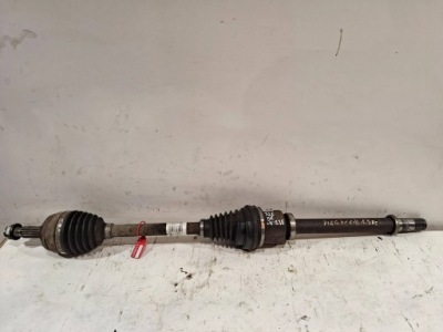Приводной вал правая 8200725511 renault megane 3 1.9 dci фото №1