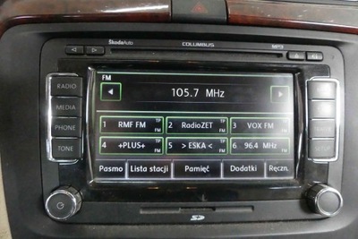 RADIO MANUFACTURADO SKODA SUPERB II 3T0035680  