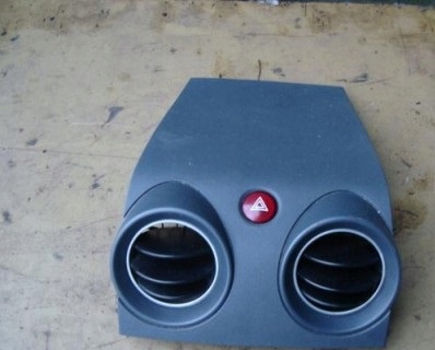 Mitsubishi colt cz 04-08 element панелі пластик фото №1