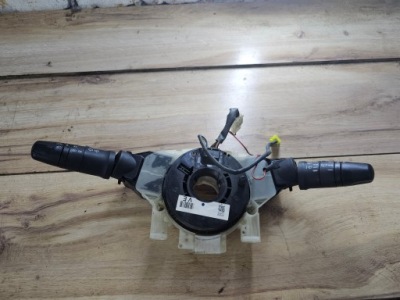 Nissan primera p12 переключатели 25540av600, 25260av610 фото №1