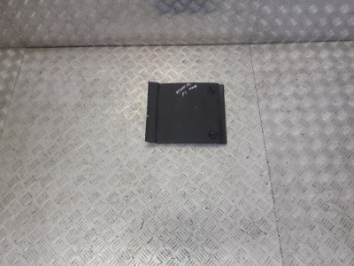 Заглушка правый задняя vw passat b4 kombi фото №1