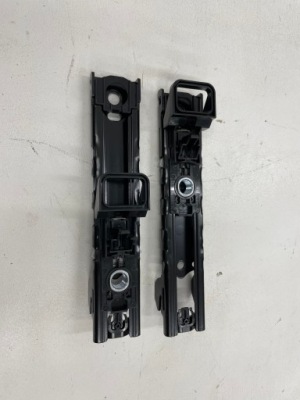 Регулювання висоти поперечина vw audi 4m0857819a aso фото №1