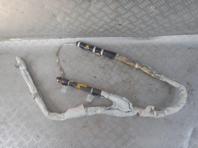 Mitsubishi outlander iii lift правая шторка безопасности фото №1