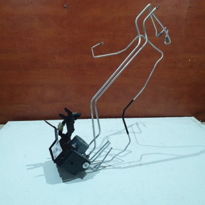 Насос abs 476603249r dacia sandero ii 0.9 1.2tce фото №1