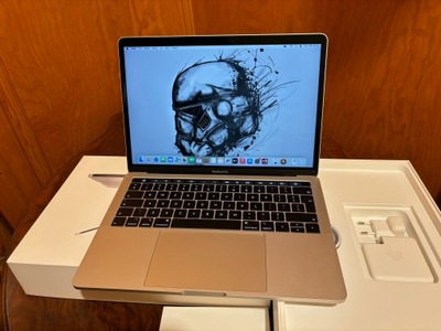 Apple Macbook Pro 13" i7/16GB/ 256 SSD 2018 jak nowy