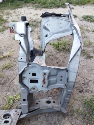 Чверть ліва перед блок двигуна honda jazz iii частини a---z фото №1