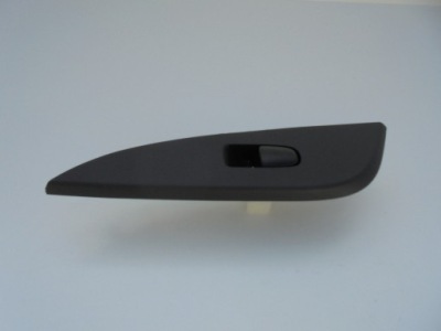 Pulsar переключатель стекло правый задняя 829603zl0a фото №1