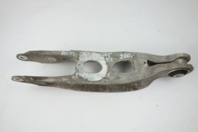 Рычаг задняя левый поперечный audi 44 b9 a5 8w0 фото №1