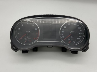 Лічильник спідометр audi a1 фото №1