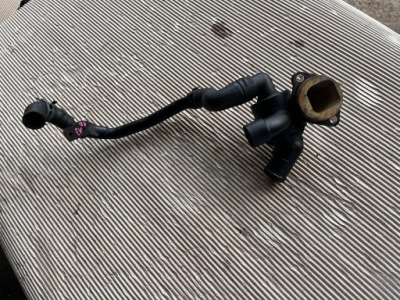 Audi a3 8p корпус термостата 03l121111s фото №1