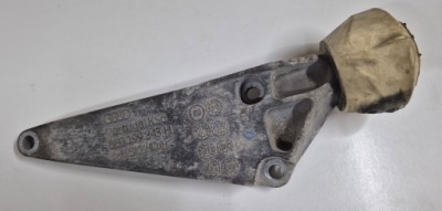 Кронштейн опора двигателя audi a4 b6 8e0199343h фото №1