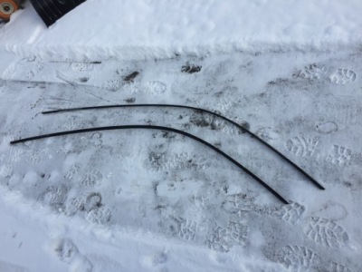 Audi q5 8r молдинг дахова ліва czarna s-line фото №1