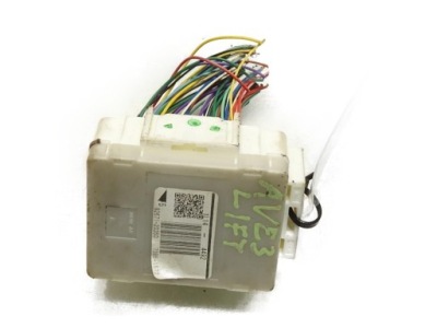 Коробка предохранителей toyota avensis 3 t27 82671-20350 фото №1