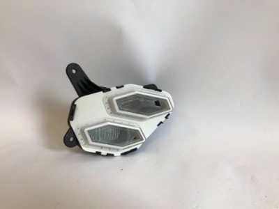 Vw polo 2g gti рестайлінг  21- протитуманна фара led праві гарний! фото №1