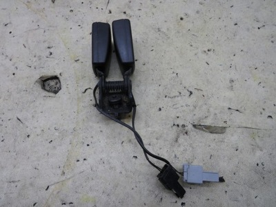 Кліпса поперечина безпеки задня ii ряд zafira c 13251491 фото №1