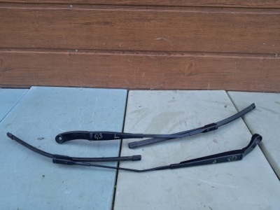 Важіль двірники перед audi q3 rs 83b955407a 408a фото №1