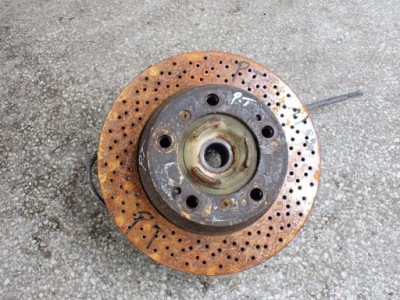 Поворотний кулак ступиця правий задня porsche 911 996 3.4 99r фото №1