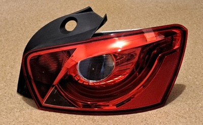 Seat ibiza iv лампа правий задня x112 фото №1