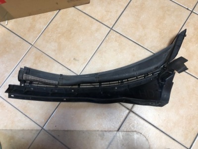 Mitsubishi outlander ii жабо праве 7405a064 фото №1