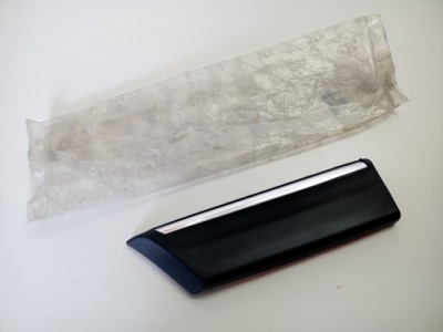 Оригінальна молдинг крила ліва peugeot 405 фото №1