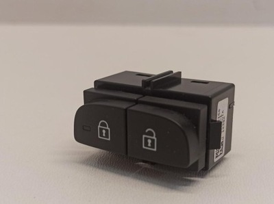 Volvo xc40 кнопка блокування замка 31456156 фото №1