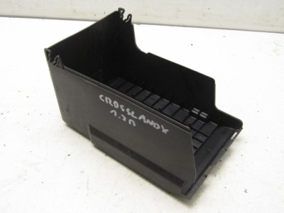 Накладка корпус аккумулятор 1.2 12v opel crossland x 9688783080 фото №1