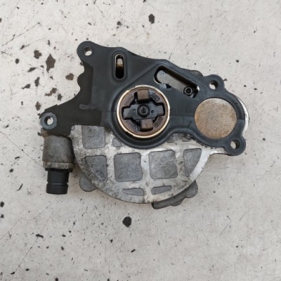 Skoda superb ii 2 2,0tdi насос вакуум 03l145100 фото №1