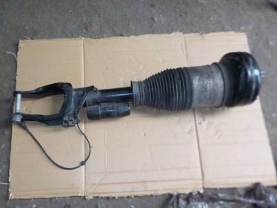 Амортизатор пневматичний перед лівий mercedes gle w167 1673203113 фото №1