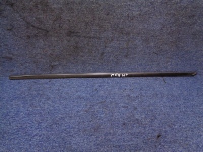 Молдинг ущільнювач двері alfa romeo mito 08- ліва хром фото №1