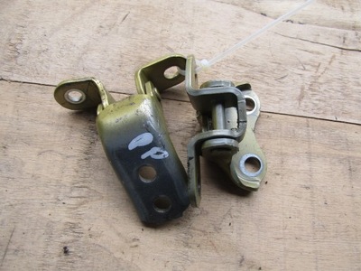 Toyota yaris cross петля дверь правый перед 21-25r фото №1