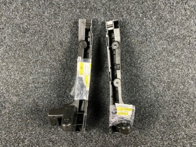 Audi tt 06- напрямна бампера правий лівий задня задній фото №1