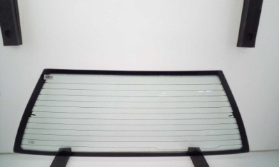 Стекло задняя задняя peugeot 405 kombi 1987-1996 с подогревом nowa фото №1