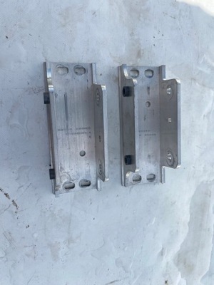 Mercedes w223 кронштейн зона левый фото №1