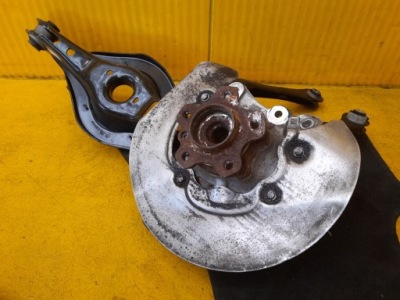 Bmw 3 g20 2.0d поворотний кулак задня ліва фото №1