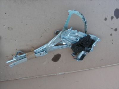 Підйомник скло перед opel astra h фото №1