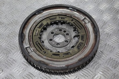 Колесо маховик smart fortwo w453 123101313r фото №1