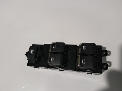 Ceed ii панель окон переключатель левый перед 49d490-1110 фото №1