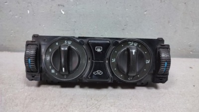 Панель обдув mercedes e w210 2108300185 фото №1