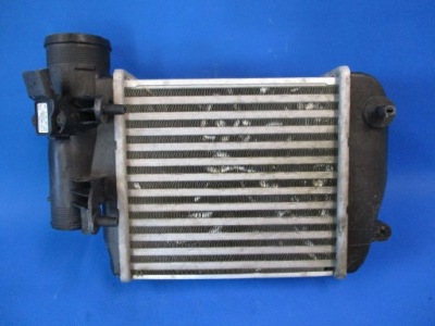 Интеркулер левый audi a6 c6 3.0 tdi 4f0145805af фото №1