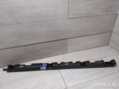 9889.volvo s60 направляющая порог левый 32262698 фото №1