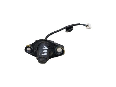 Микровыключатель кнопка открывания крышки mazda 5 i 5-08 фото №1