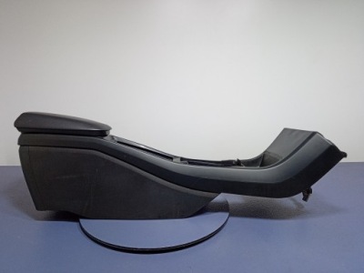 Volvo v40 ii туннель средний подлокотник кожа фото №1