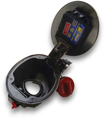 Крышка накладка заливной топлива infiniti q30 qx30 дизель 781205da0a фото №1