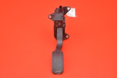 Потенціометр газу toyota corolla e21 1.2 t 21r фото №1