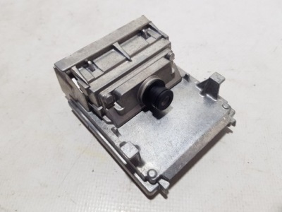 Камера скло асистент перемикання поперечина renault clio v 5 zoe фото №1