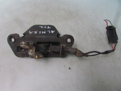 Almera n15 96r замок крышки задняя задний багажника фото №1