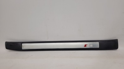 Audi s4 8e0 накладка поріг ліва перед фото №1