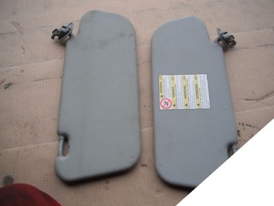 Mazda 3 03-06 козирок сонцезахисний комплект фото №1